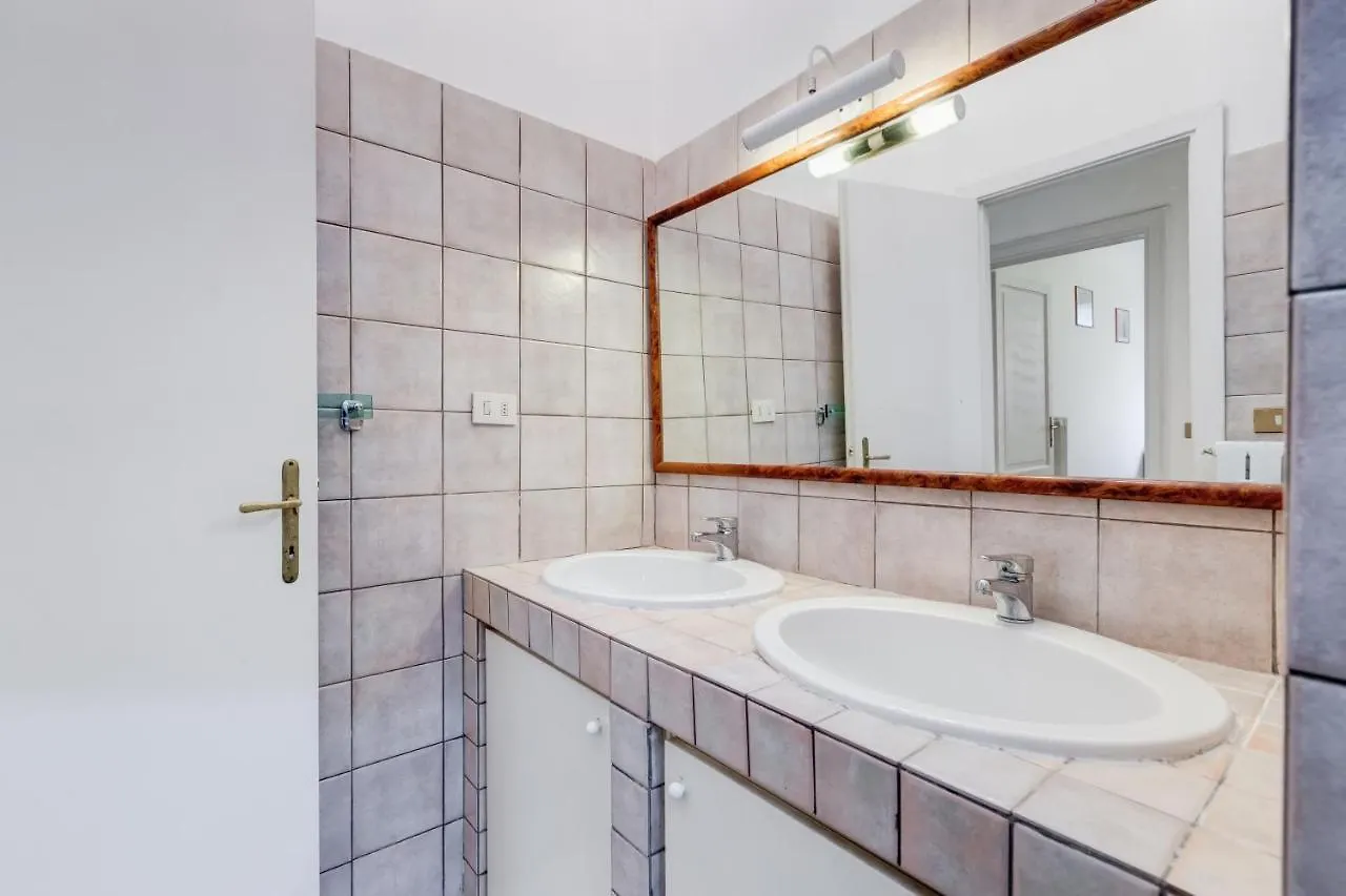 Stanze Con Bagno Privato, Wi-Fi, Vicino Al Vaticano Rome Homestay