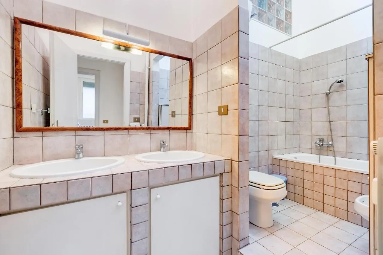Stanze Con Bagno Privato, Wi-Fi, Vicino Al Vaticano Rome