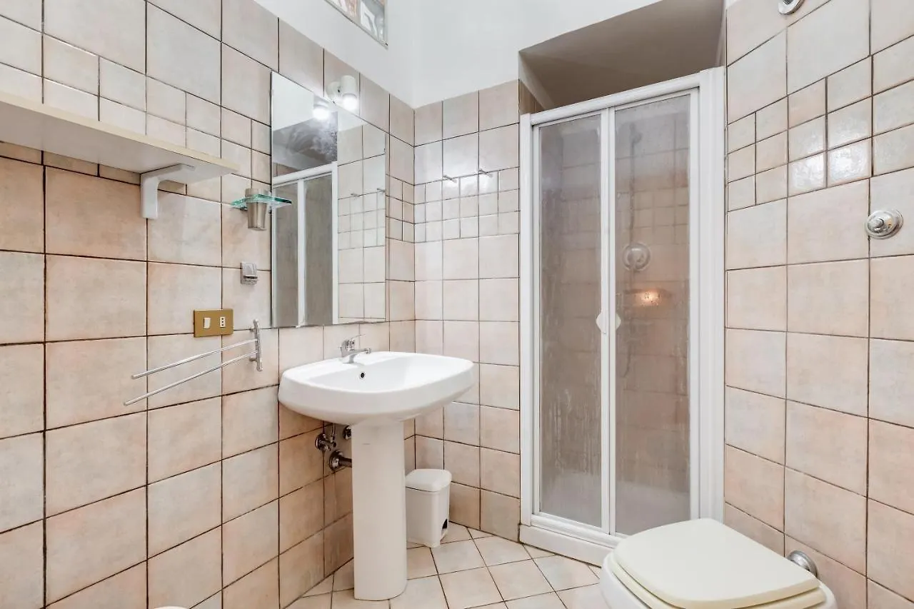 Stanze Con Bagno Privato, Wi-Fi, Vicino Al Vaticano Rome Italy